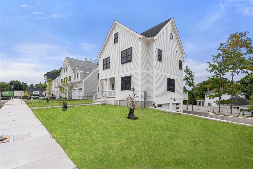 6 Kinsale Lane in Hyde Park
