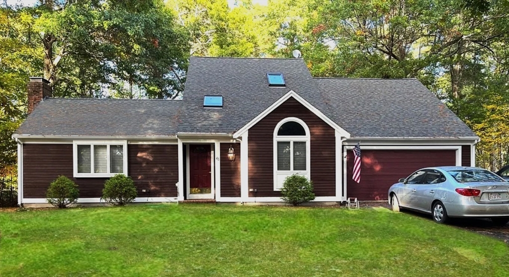 46 Foxworth Lane in Kingston