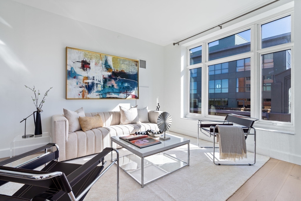 100 Lovejoy Wharf #PH 1B in Boston