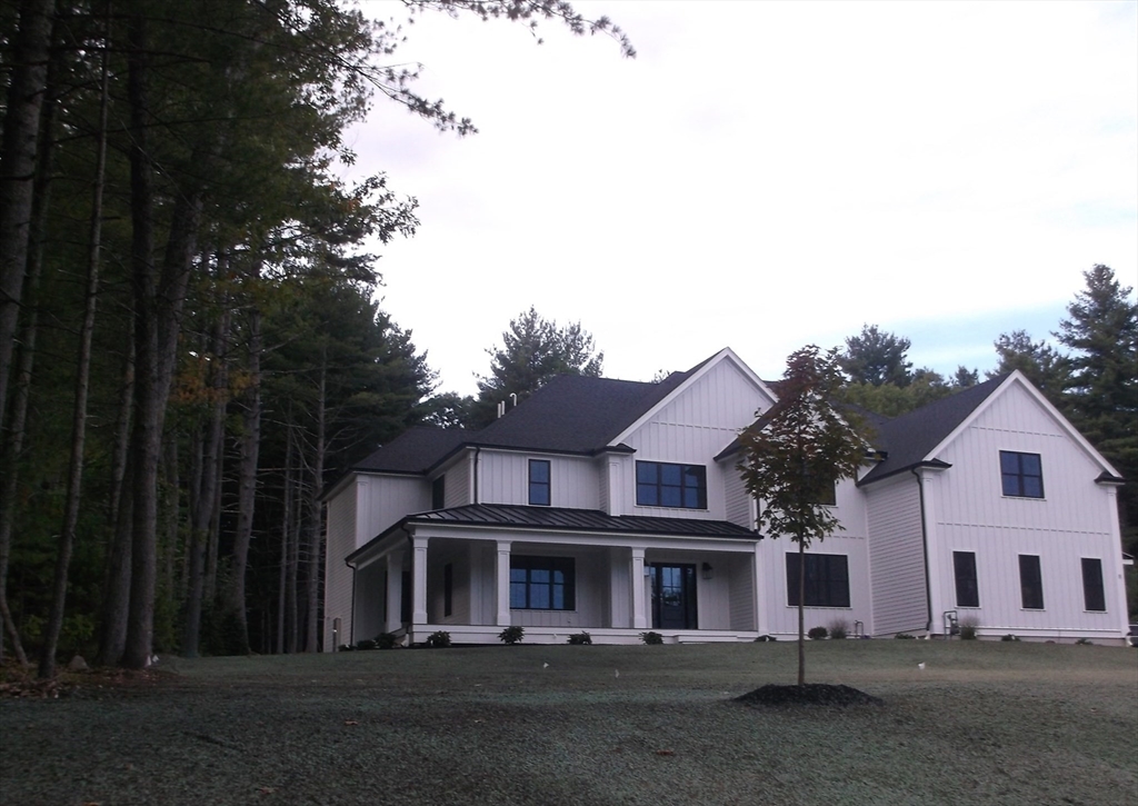 Lot 8 POND VIEW in Holliston