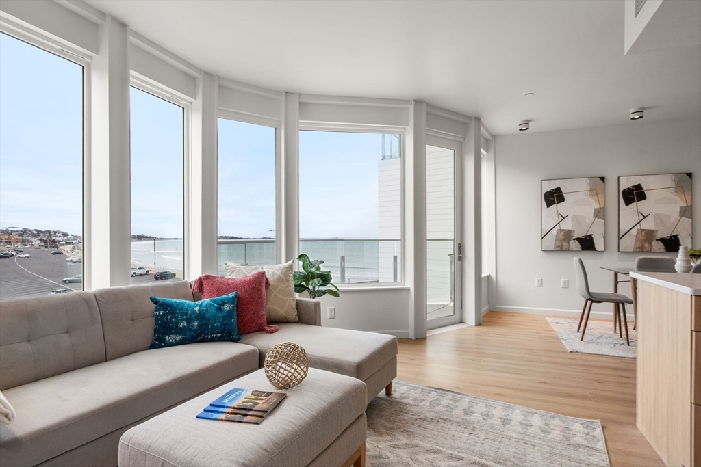120 Nantasket #304 in Hull
