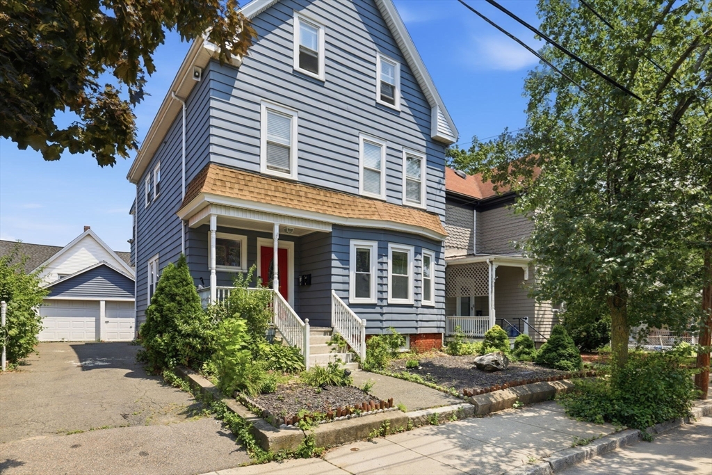 15 Waverly ave in Everett