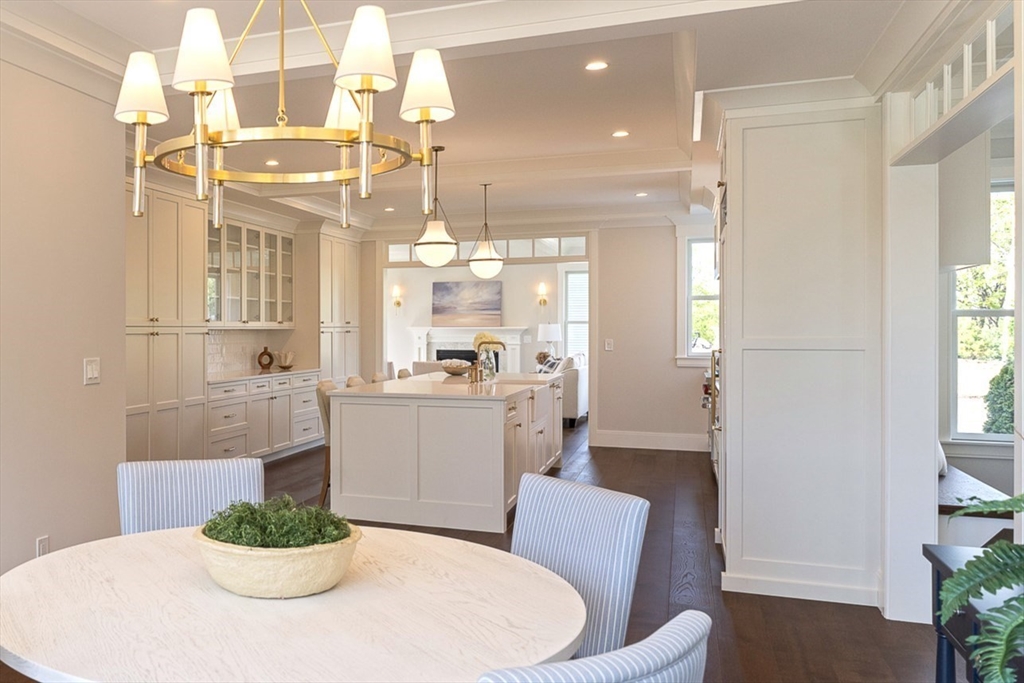 17 Wyndemere Lane in Natick