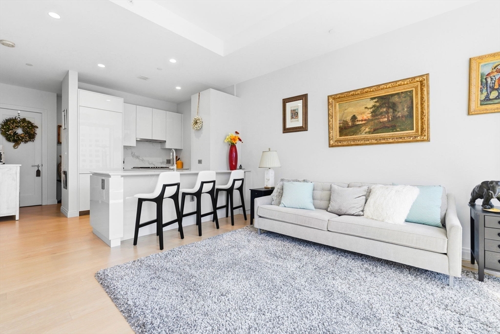 133 Seaport Blvd #1805 in Boston