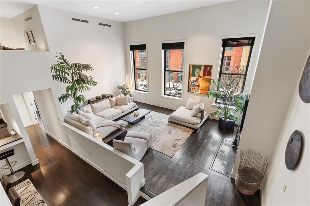 201 Newbury St #202 in Boston