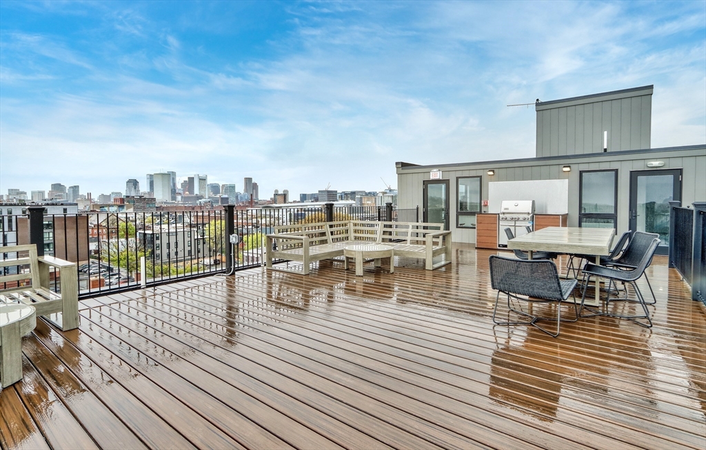 472 West Broadway #204 in Boston