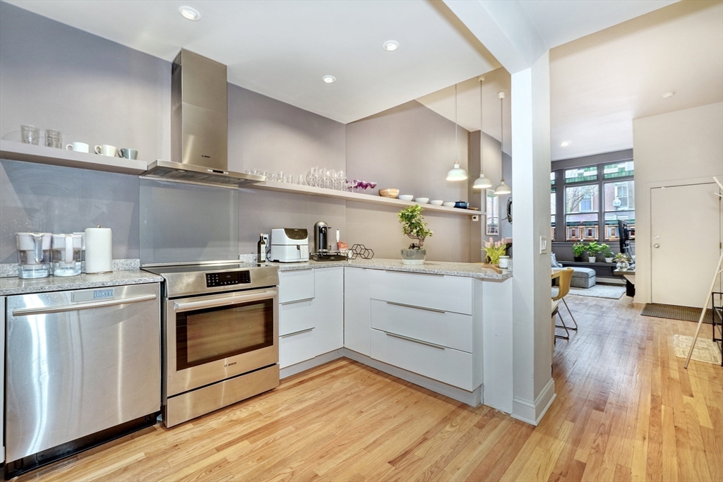 70 Clarendon St #A in Boston