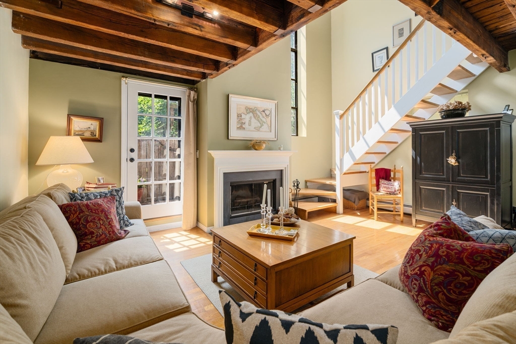 8 Dartmouth Street #5 in Boston