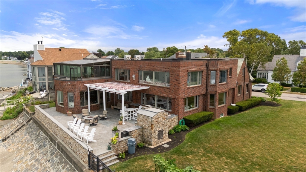 128 Shore Ave in Quincy