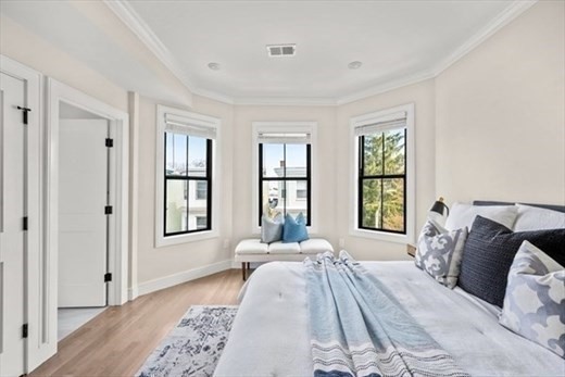303 Maverick Street #4PH in Boston