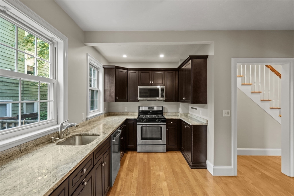 519 E 5th Street in Boston