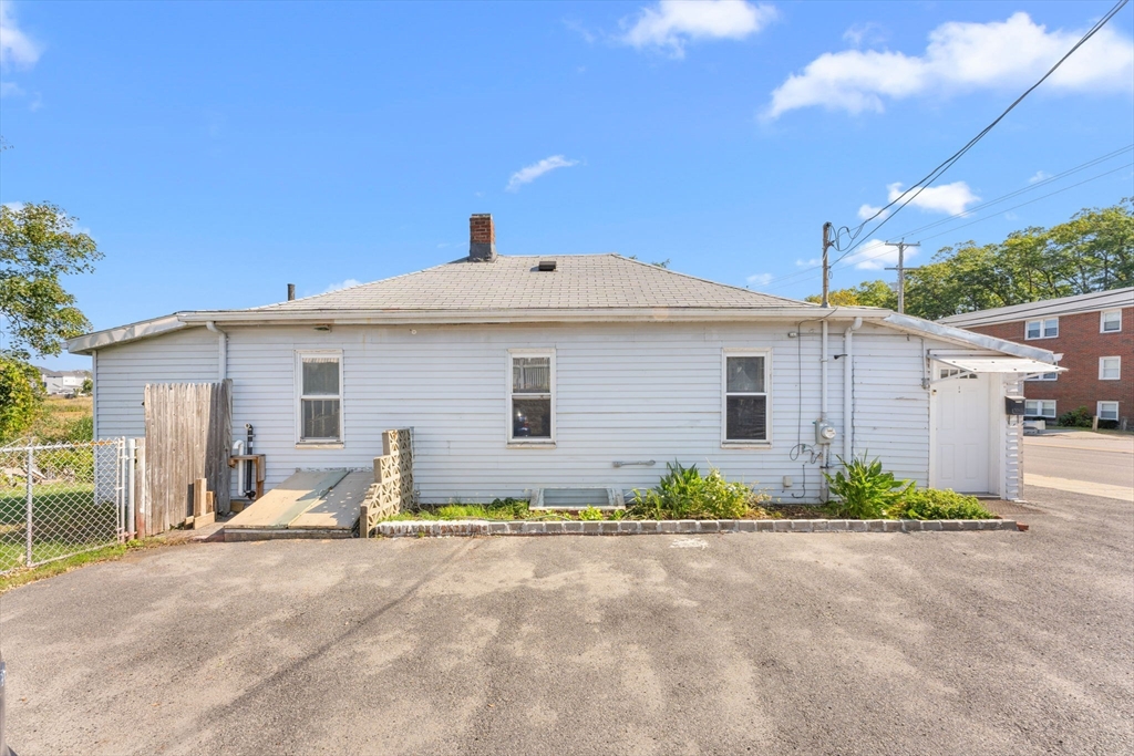576 Sea St in Quincy