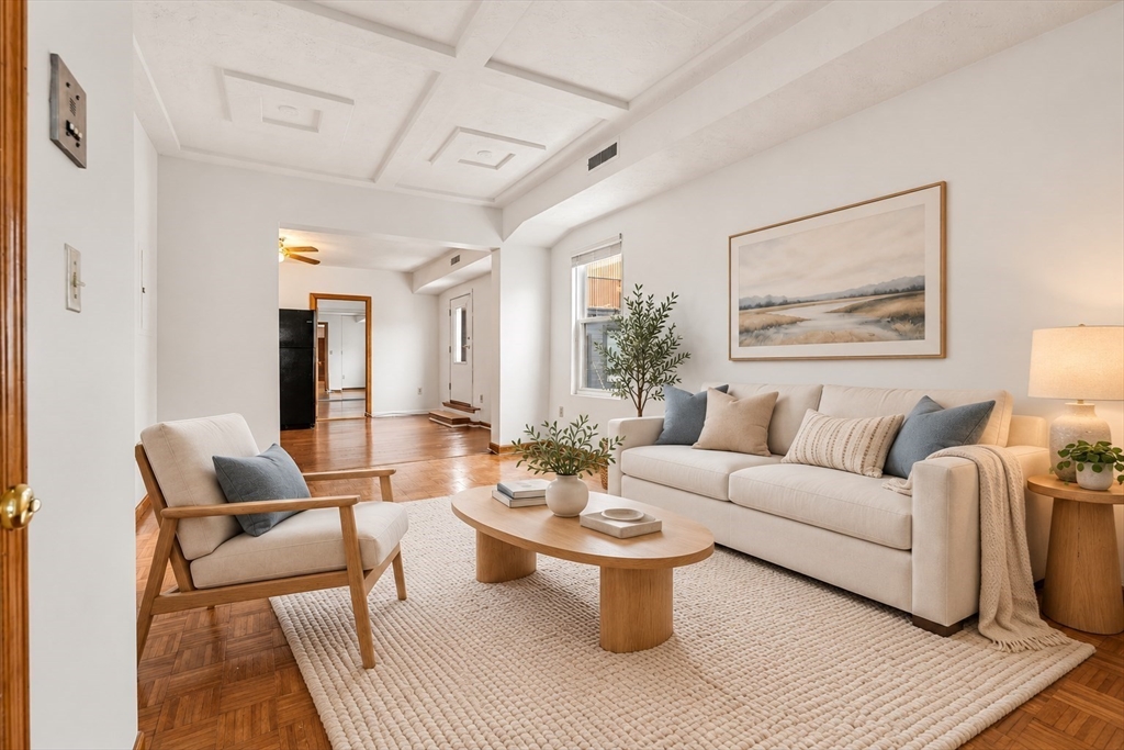 85 Baxter St #3 in Boston