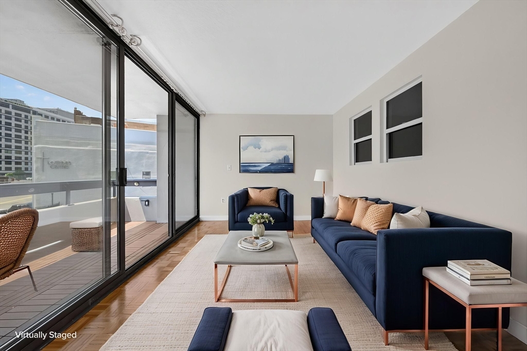 566 Commonwealth Ave #304 in Boston