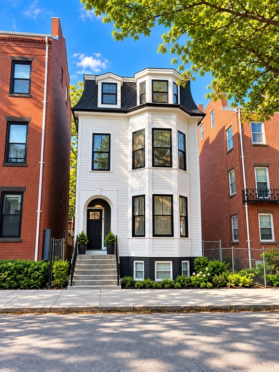 395 W 4th #1 in Boston