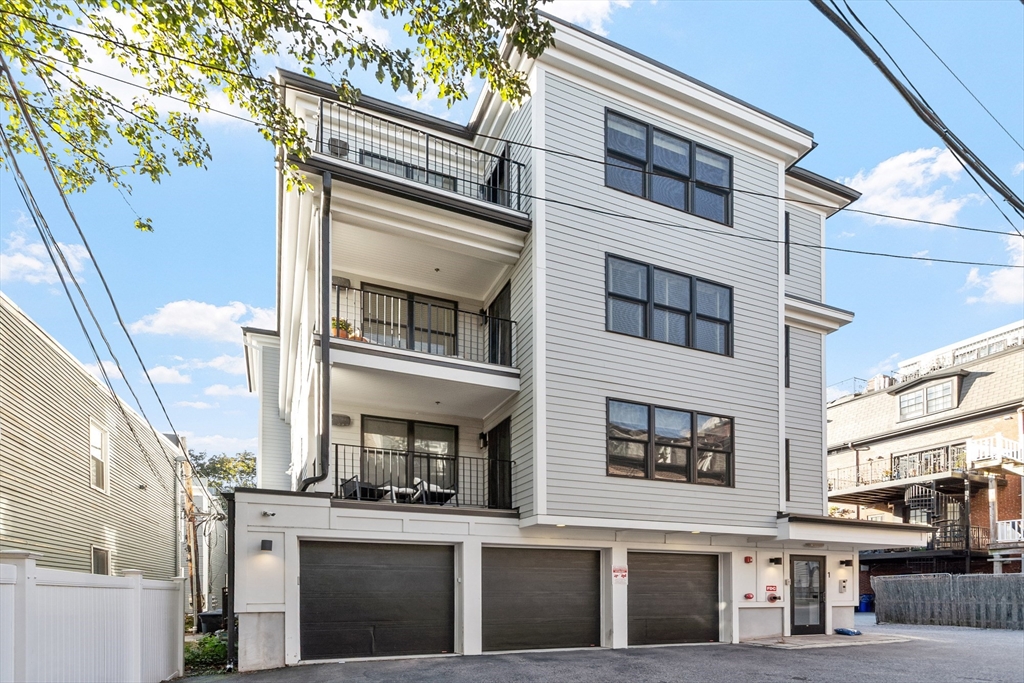 1 Leonard Pl #4 in Boston