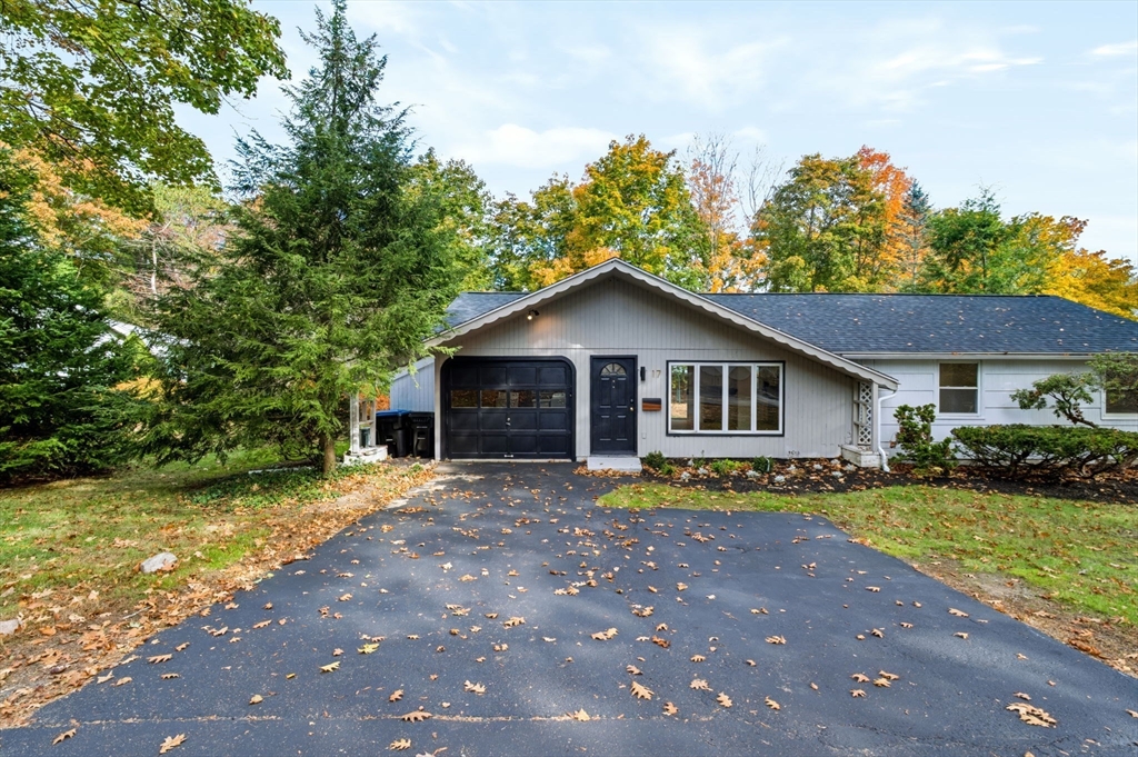 17 Grover St in Beverly