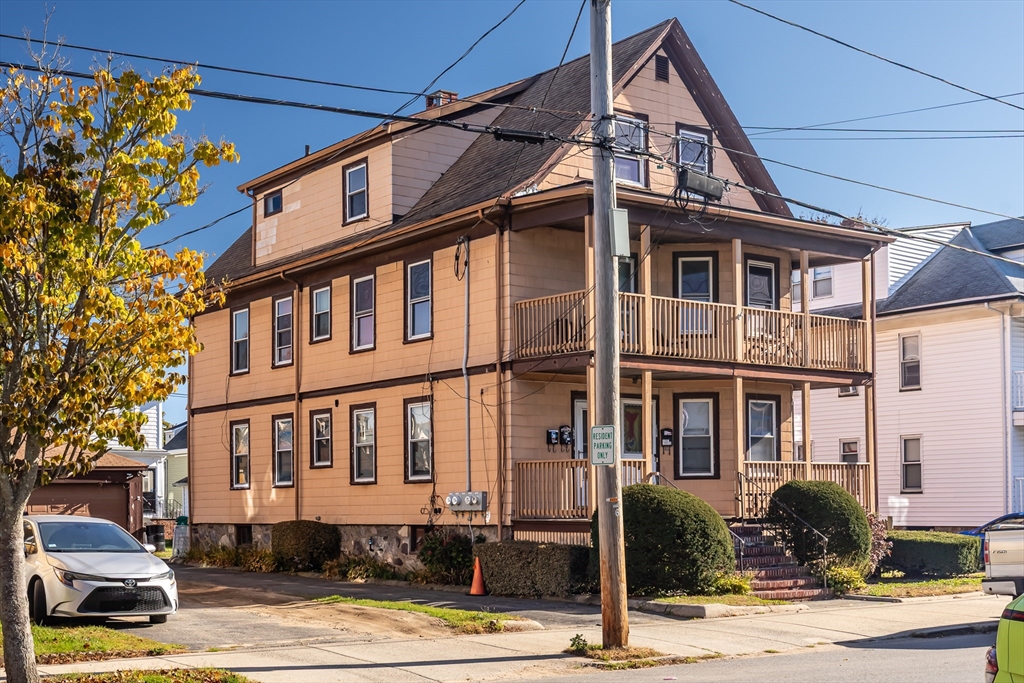 147-149 Tracy Ave in Lynn