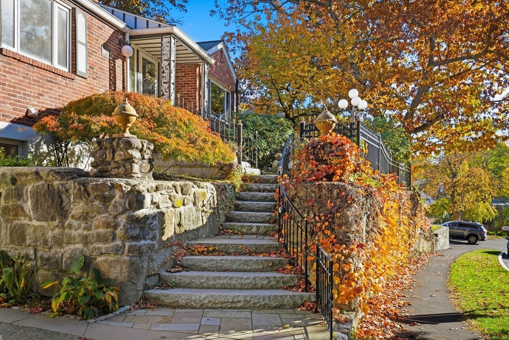 81 Ridge Street in Arlington