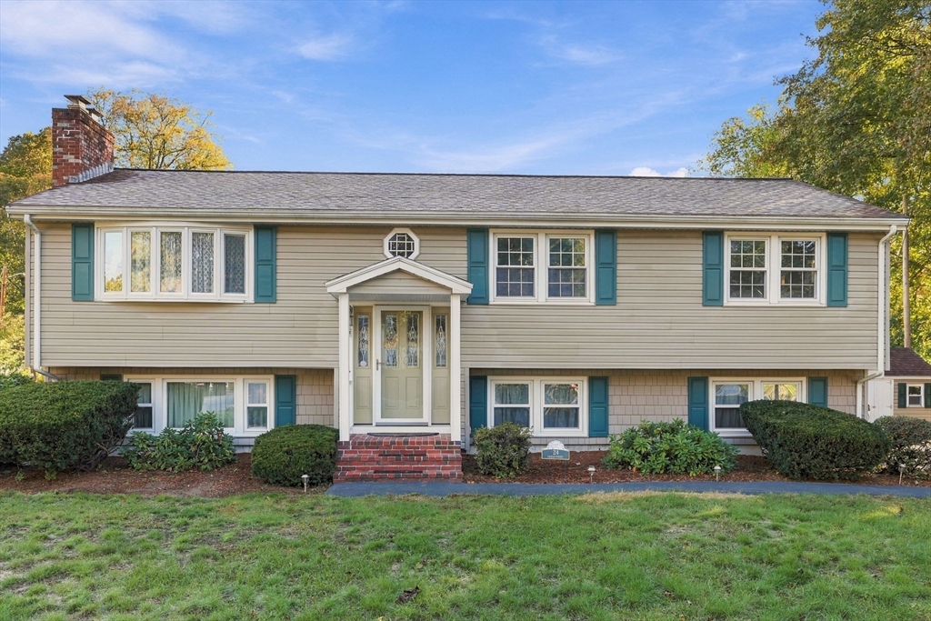 26 Guild St in Lowell