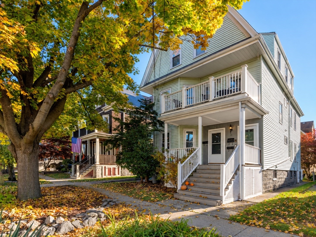 121 Highland Rd #1 in Somerville