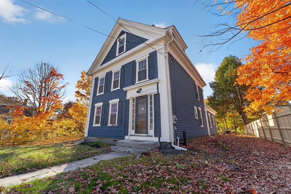 668 Main St in Leominster