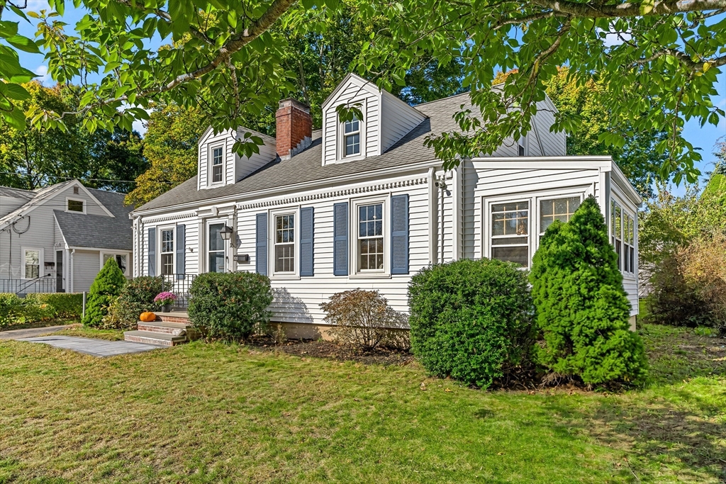 30 Neck St in North Weymouth