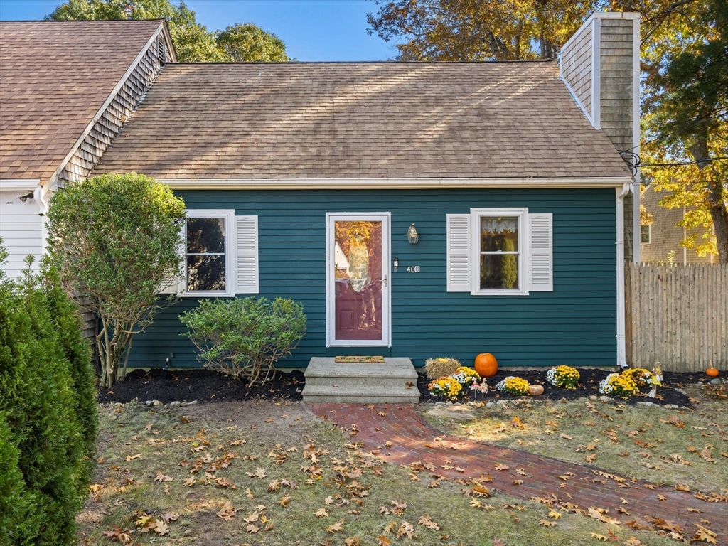40 Braley Ln #B in Plymouth