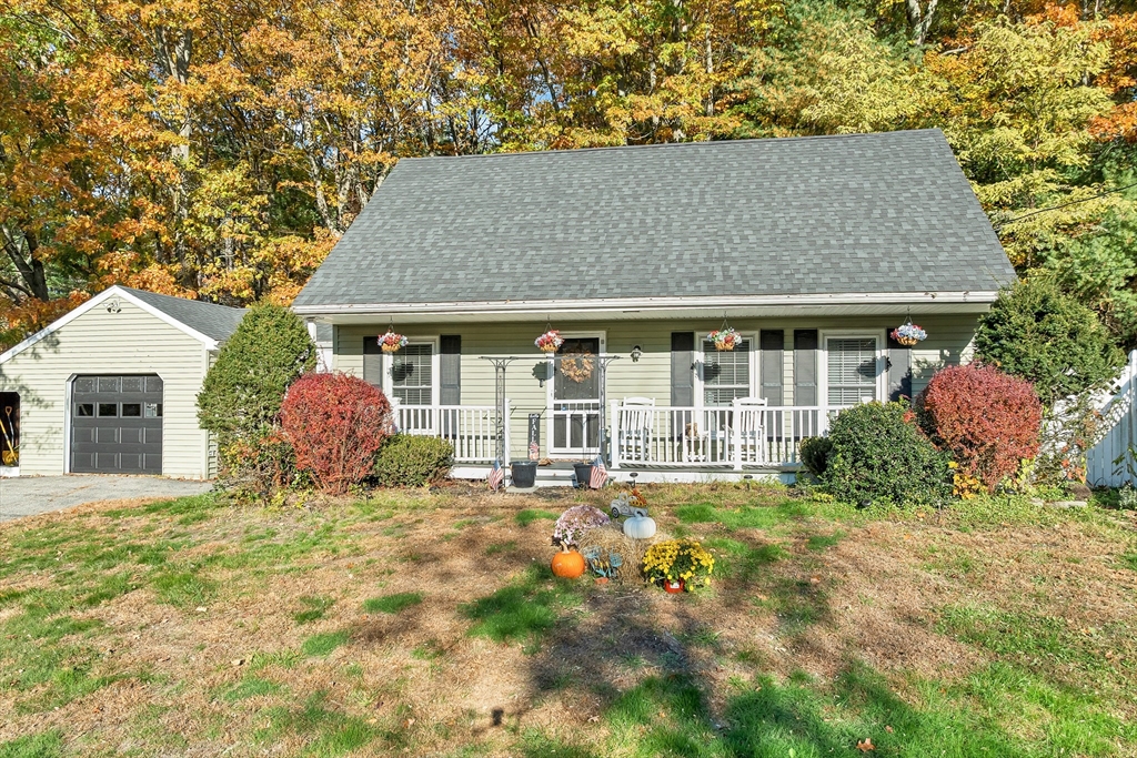 22 Lucas Dr in Haverhill