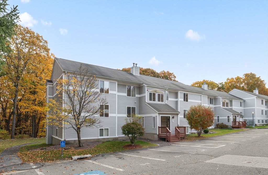 330 Sunderland Rd #57 in Worcester